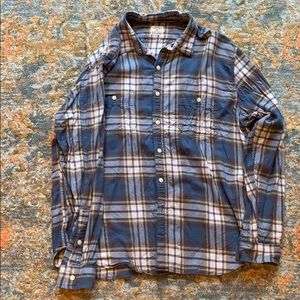 Midweight flannel shirt